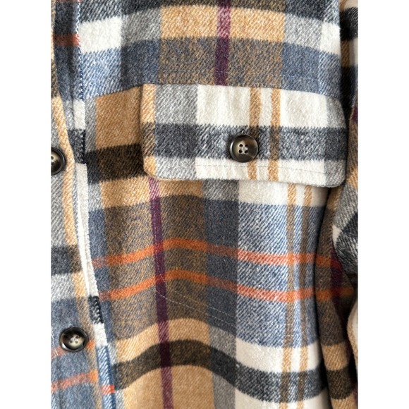 BIBI Plaid Oversized Shacket Jacket Women‎ Black Tan Red Button Front Casual - Picture 2 of 6